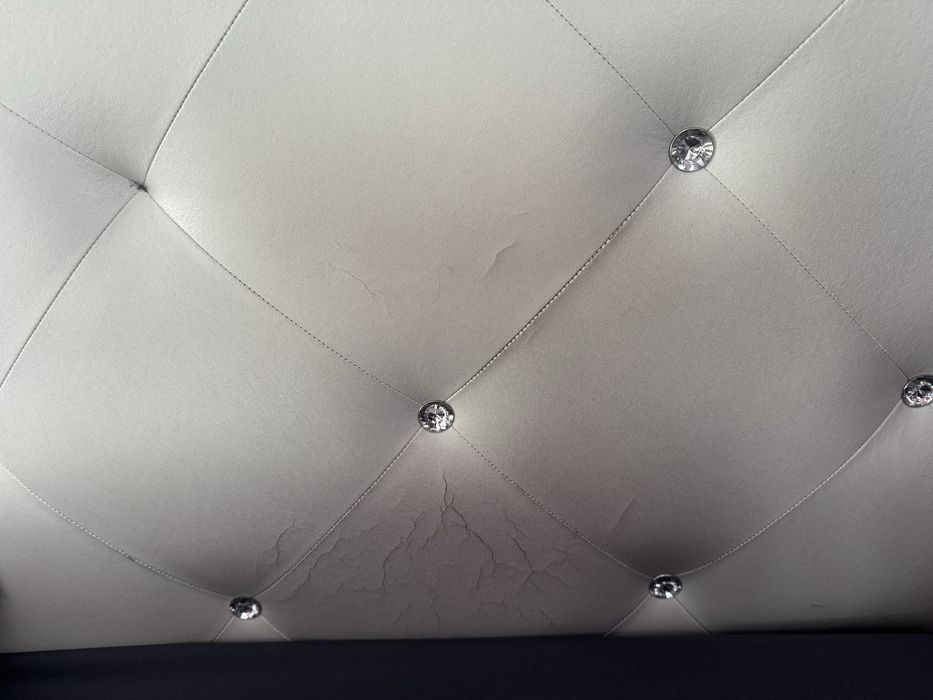 Спален комплект с включвен матрак