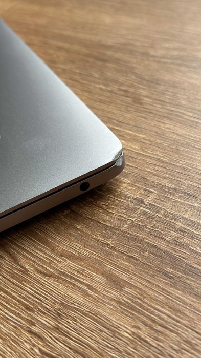 MacBook Pro m1 (2020) 13,3 дюйма (8гб/256)