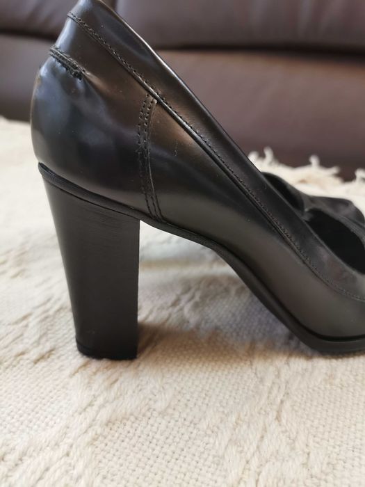 Pantofi eleganti-casual