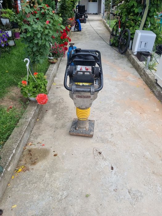 Mai compactor Bomag BT 60 4