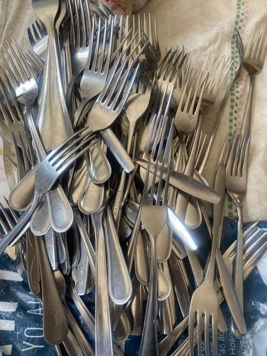 Продаю тарелки по 200