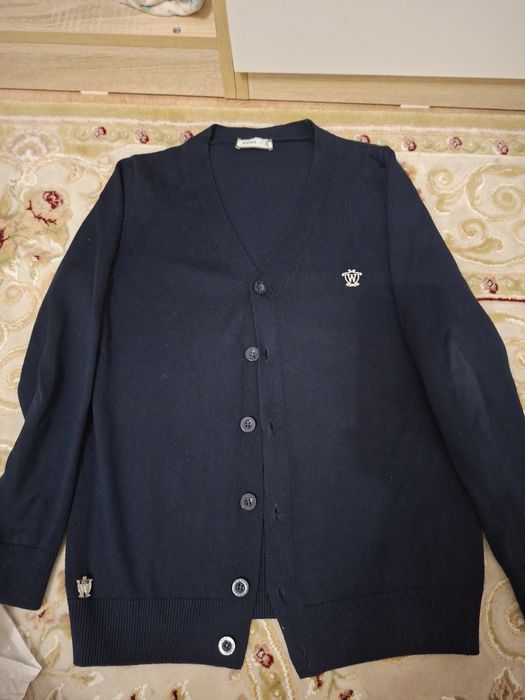 Продам школьную кофту и безрукавку