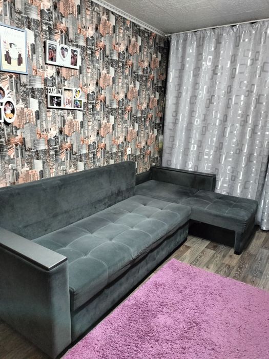 Диван в хорошем состоянии