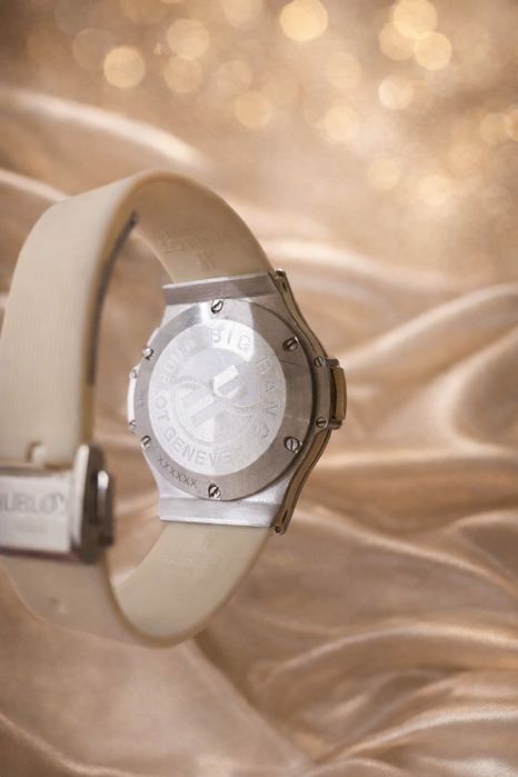 Hublot Big Bang Genève – Луксозен часовник с диамантен безел