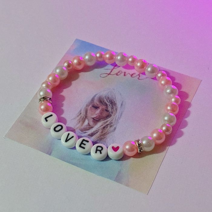 Гривни Lana Del Rey Taylor Swift Sabrina Carpenter Billie Eilish