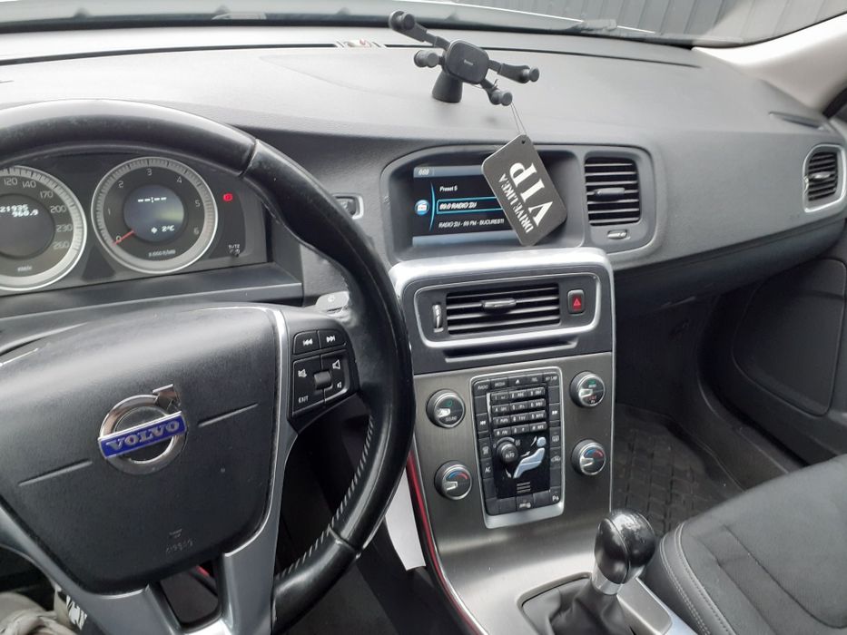 VOLVO S60 2012 — imagine 8