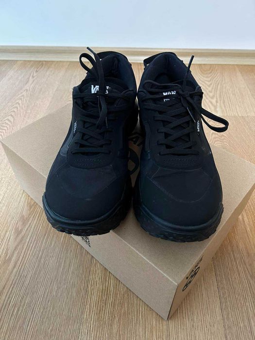 VANS маратонки-обувки 'MTE Crosspath' 42 номер