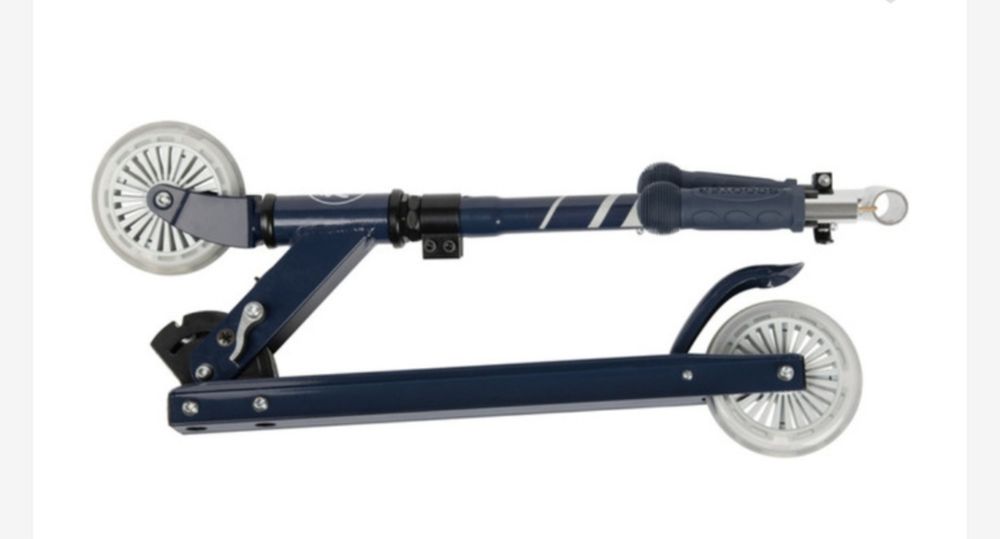 Скутер/ Тротинетка с led свещи колела