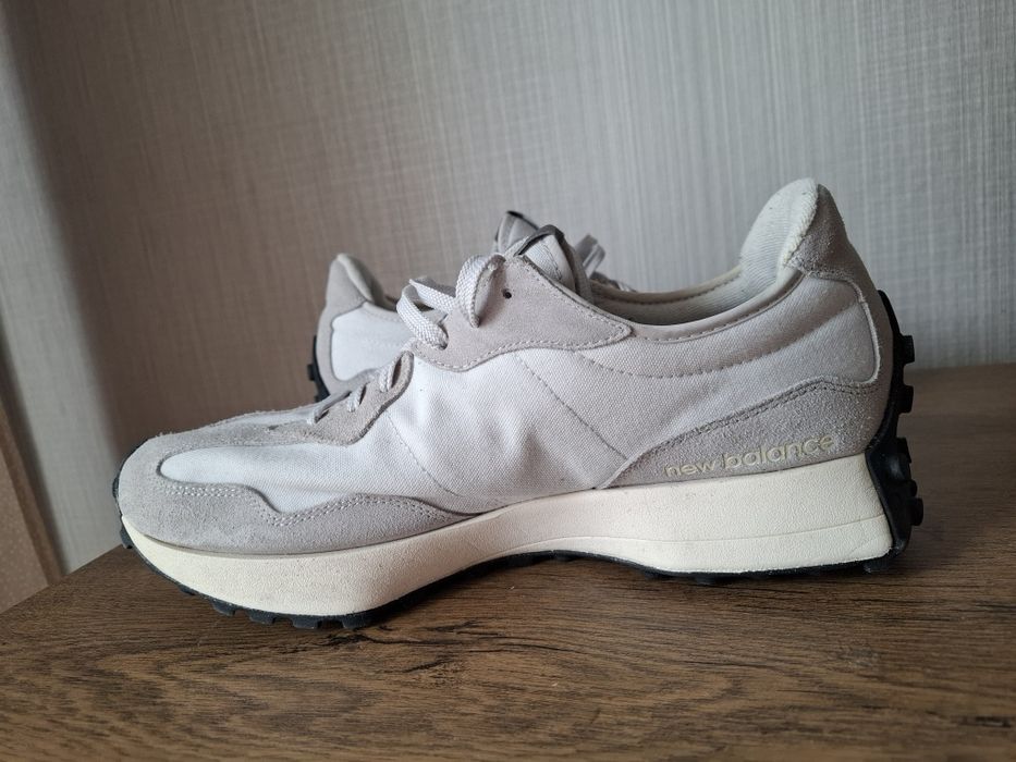 New Balance 327 маратонки 46 номер.