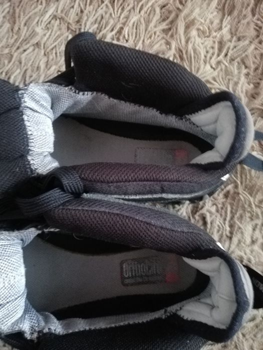 Оригинален Salomon  Gore-tex номер 45  1/3