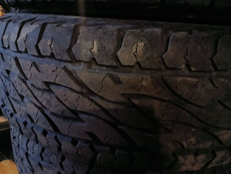 Продам шины Bridgestone