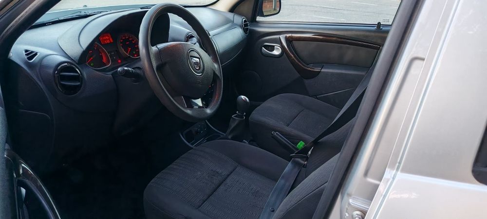 Duster 4x2 1.5 dci 110 cp