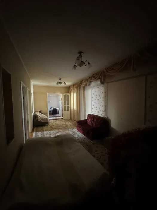 Sotiladi Дом Мирабад махаля Инокобод 4,5 соток Фасад 7,5м ор. Школа 65