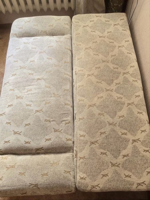 Диван рабочие продам