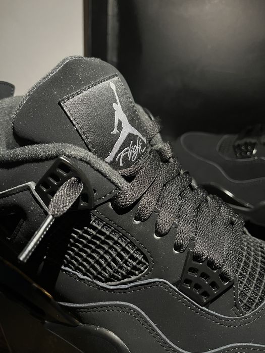 Jordan 4 Retro black + CADOU