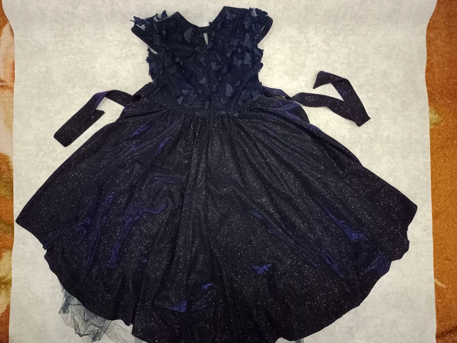 Нарядное платье для девочки VULOMODE