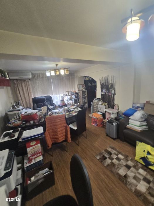 Spatiu COMERCIAL BL. Unirii