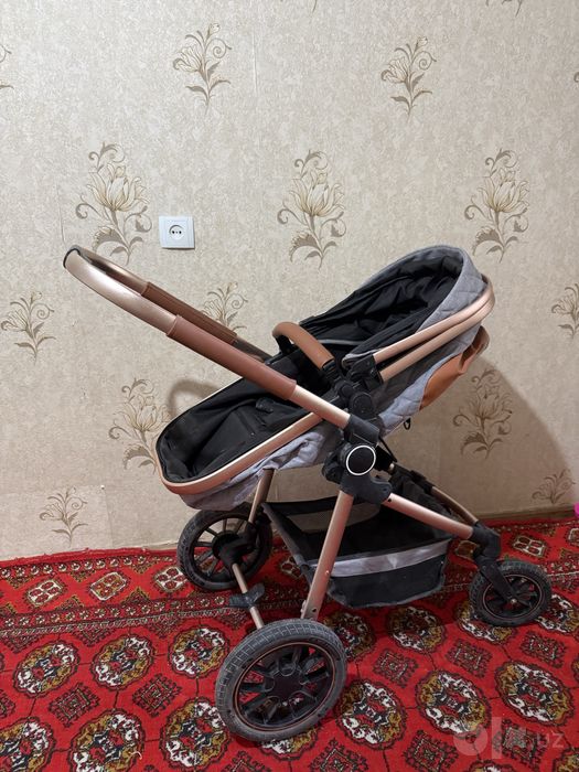 Срочно продаётся 2в1 коляска в отличном состоянии