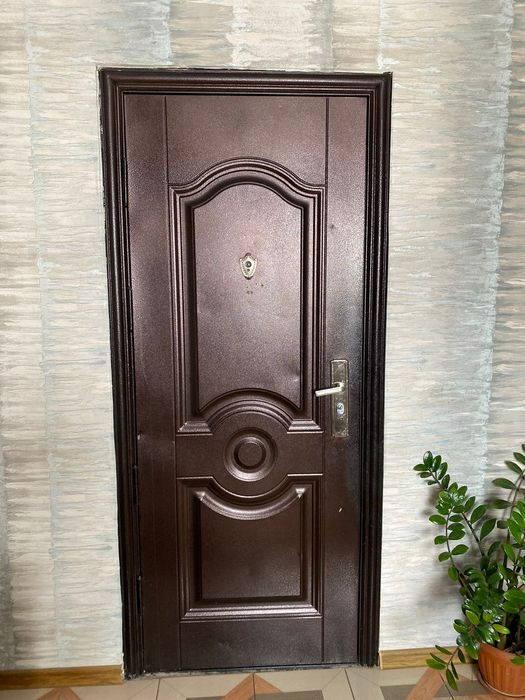 Продам двери внутренние