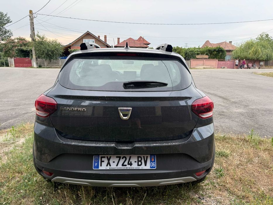 Dacia Sandero Stepway GPL usor avariat