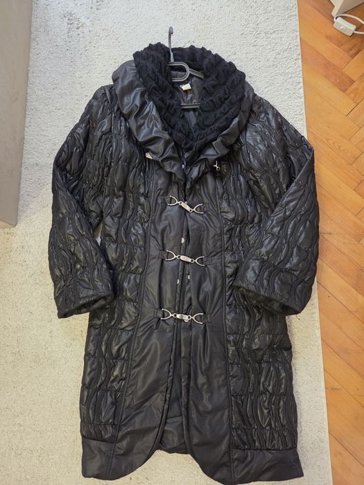 Дълго олекотено зимно яке