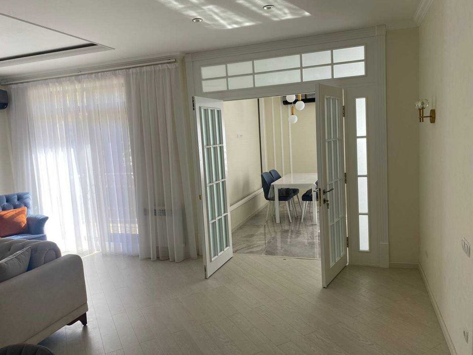 ЖК Янги Дархан! Сдаётся новая квартира в центре!