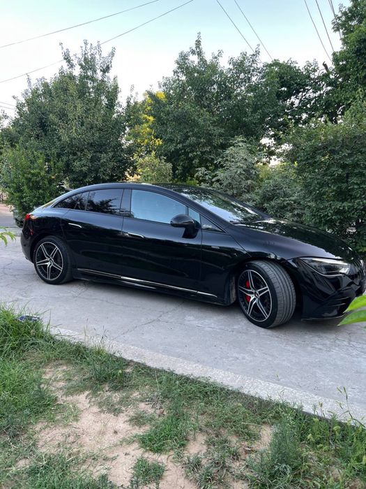 Mercedes benz AMG EQE 53  2023