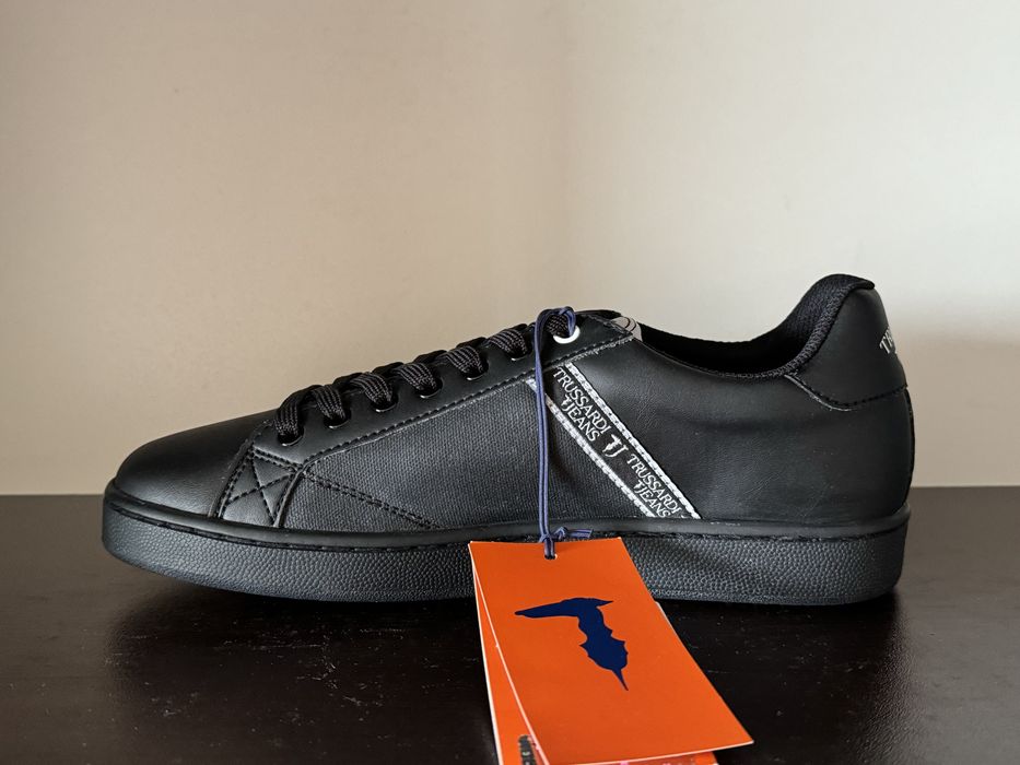 Trussardi Logo Monogram 41номер 26см Стелка Нови с Кутия