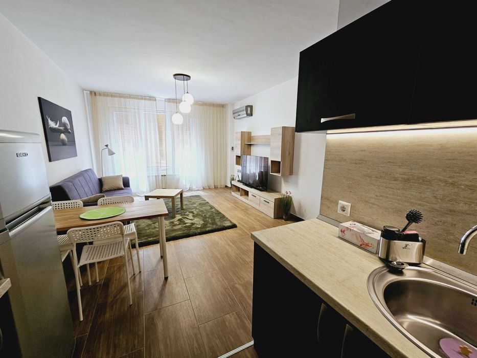 Дава се под наем Двустаен апартамент в София, Дървеница - 60 кв.м за 588.03 € - Снимка #1