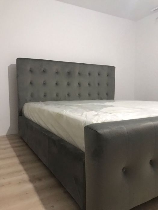 Pat tapițat cu spațiu de depozitare și garanție de la 1350 lei