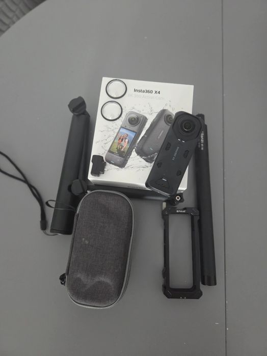 Vand Insta 360 x4 cu accesorii