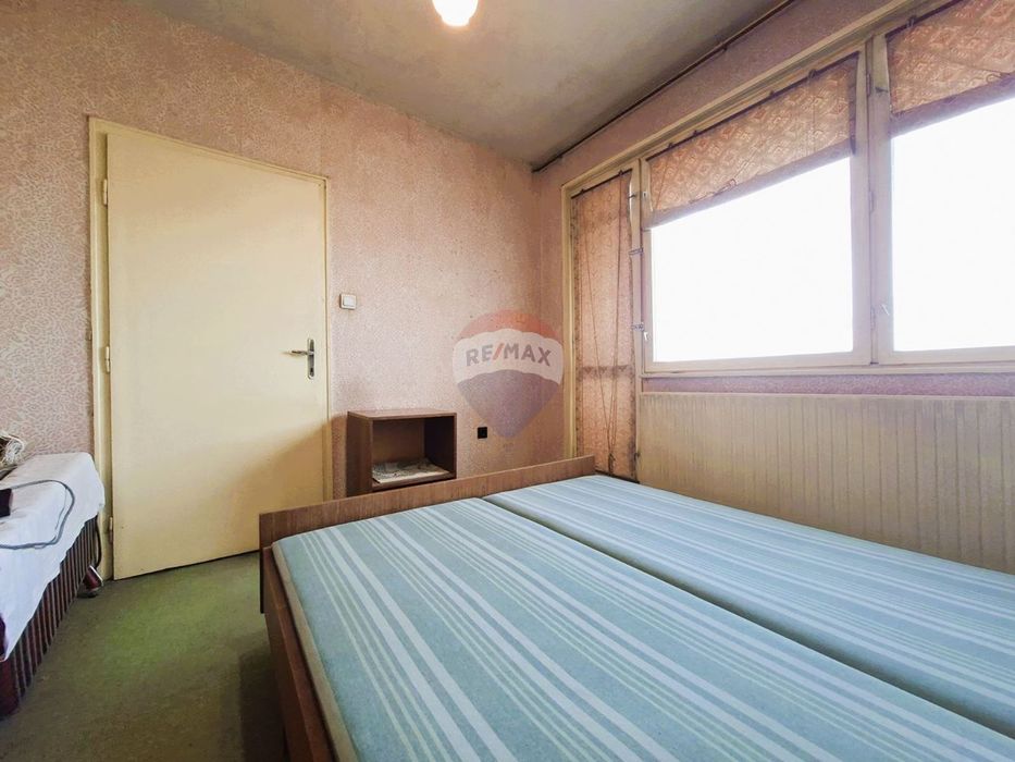 Продава се Тристаен апартамент в Варна, Победа - 66 кв.м за 1955 €/кв.м - Снимка #9