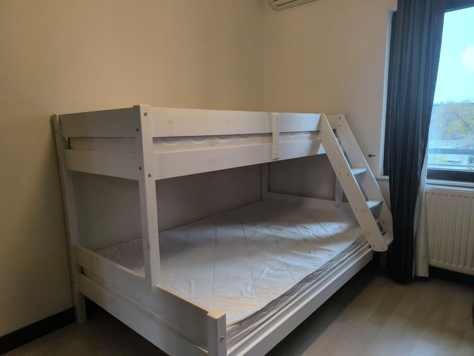 Двухъярусная детская кровать