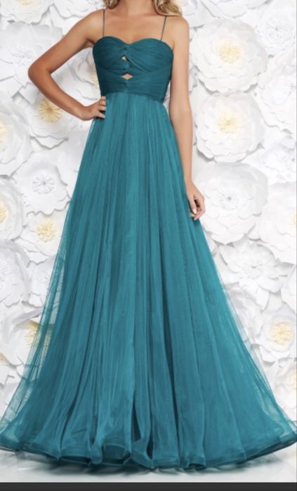 Rochie de ocazie, Ana Radu, 36
