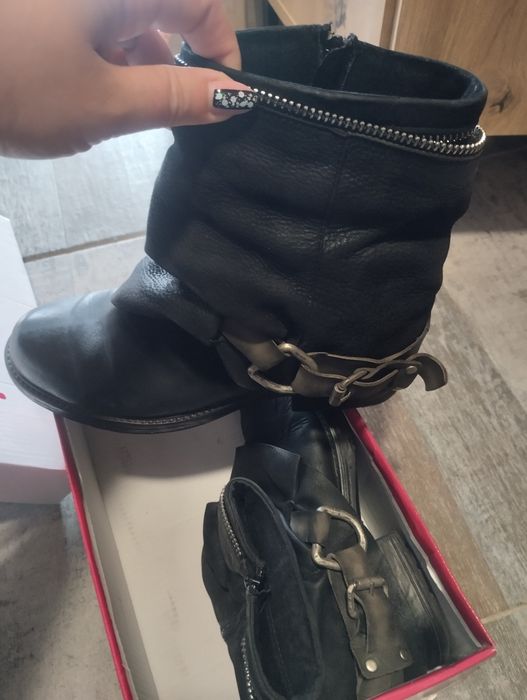 Боти естествена кожа