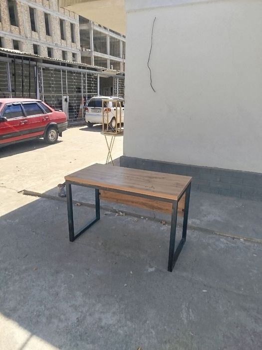 Kopyuterni stol parta