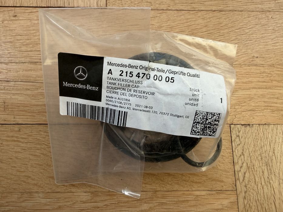 Оригинална капачка за резервоар за Mercedes R129