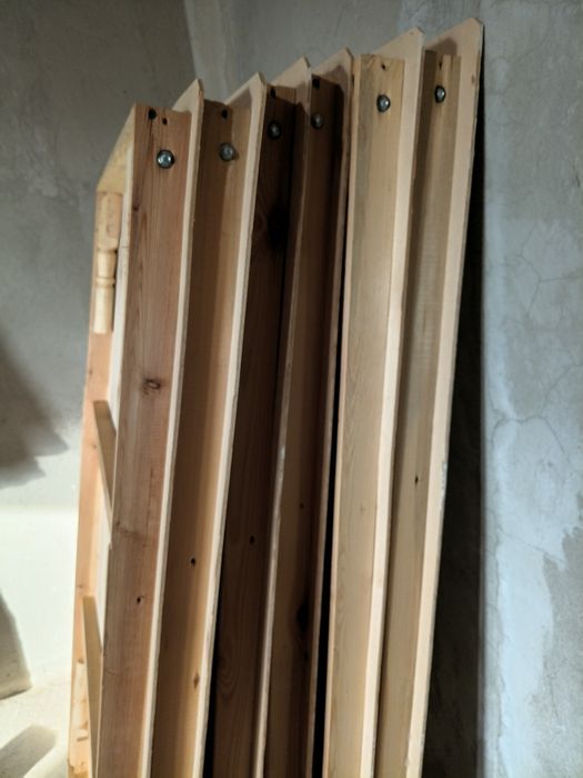 Столы напольные для гостей, размер 0,9*1,5