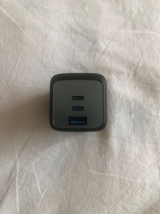 Зарядно устройство Anker GaNPrime 67W