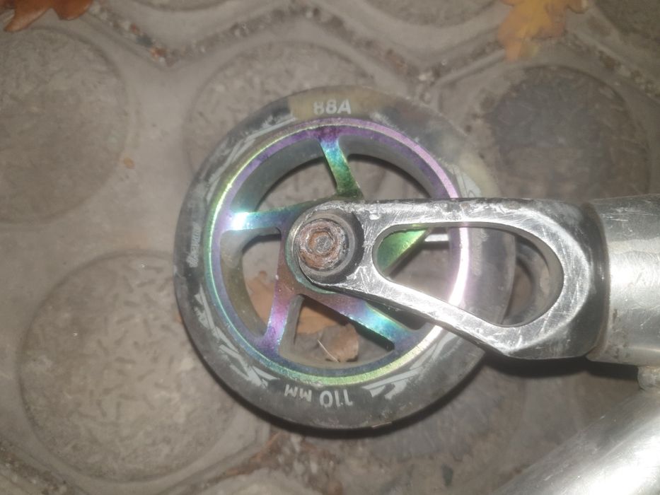 Продам самокат кастом