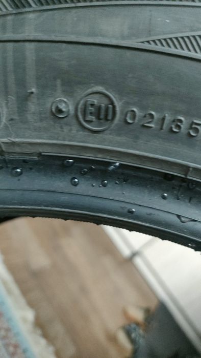 Продам  2 зимные резины р17, 255*55