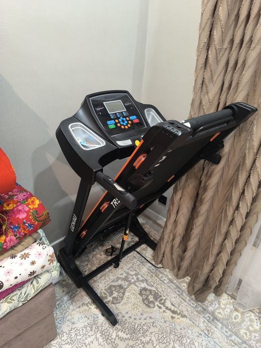 Беговая дорожка genau