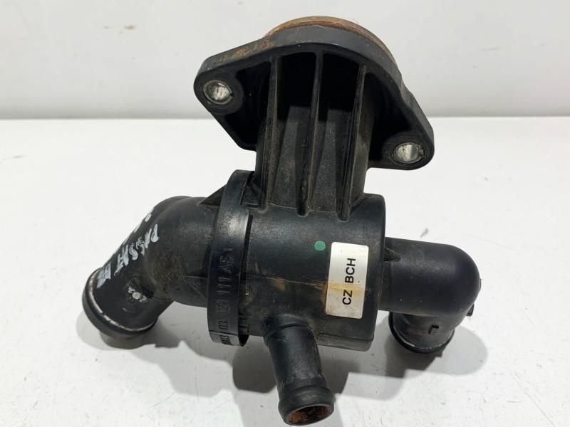 Corp termostat Volkswagen Passat B7 03L121111AE 2.0 tdi CFFB