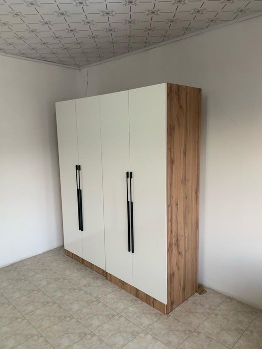 Продаю новые шкафы