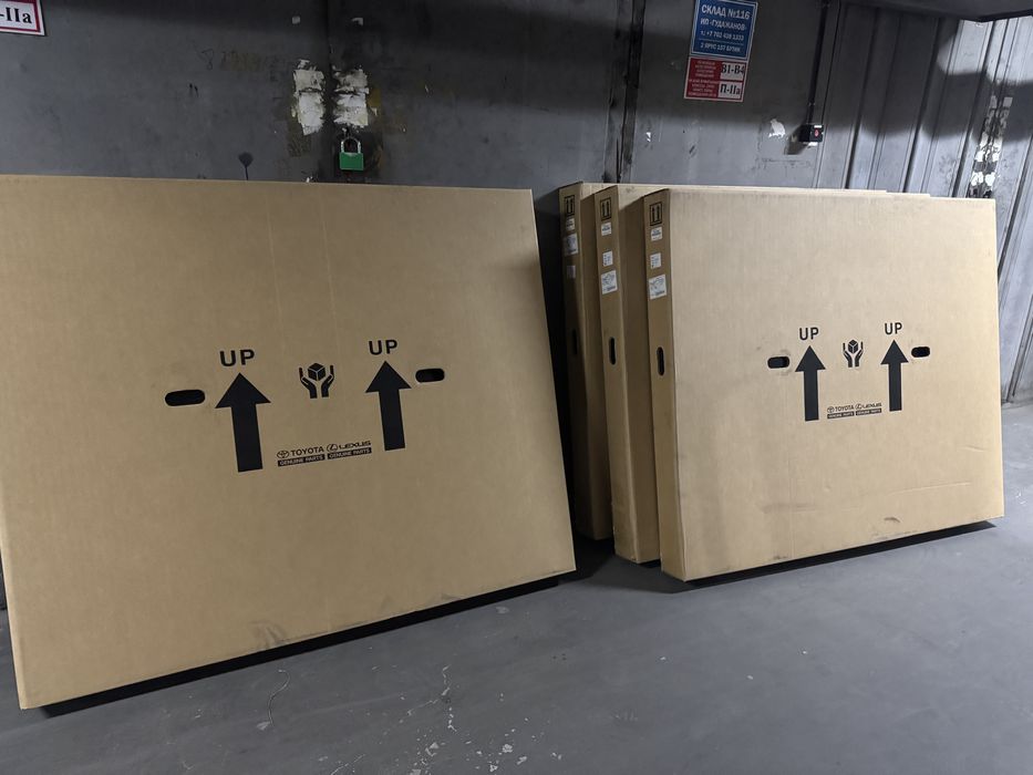 Капот на Toyota Camry 70/75