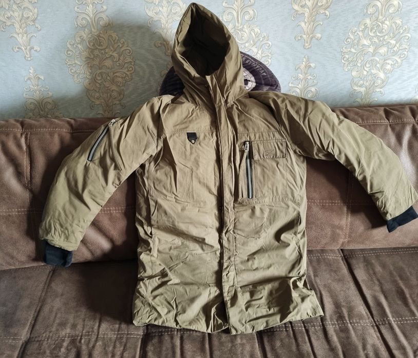 Продам куртку осень-зима  подростковую