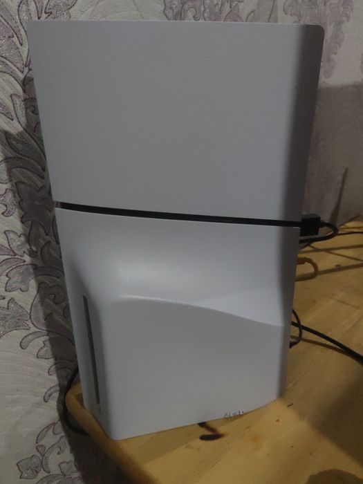 Продам playstation 5 slim