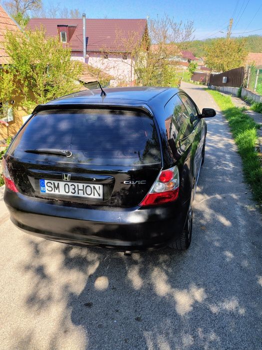 De vânzare Honda Civic Ep 1 
1.4 benzină 90Cp an fabricație 2004
Masina pentru pasionati si cunoscatori.
Dotari-Incalzire in oglinzi cu semnalizare,co