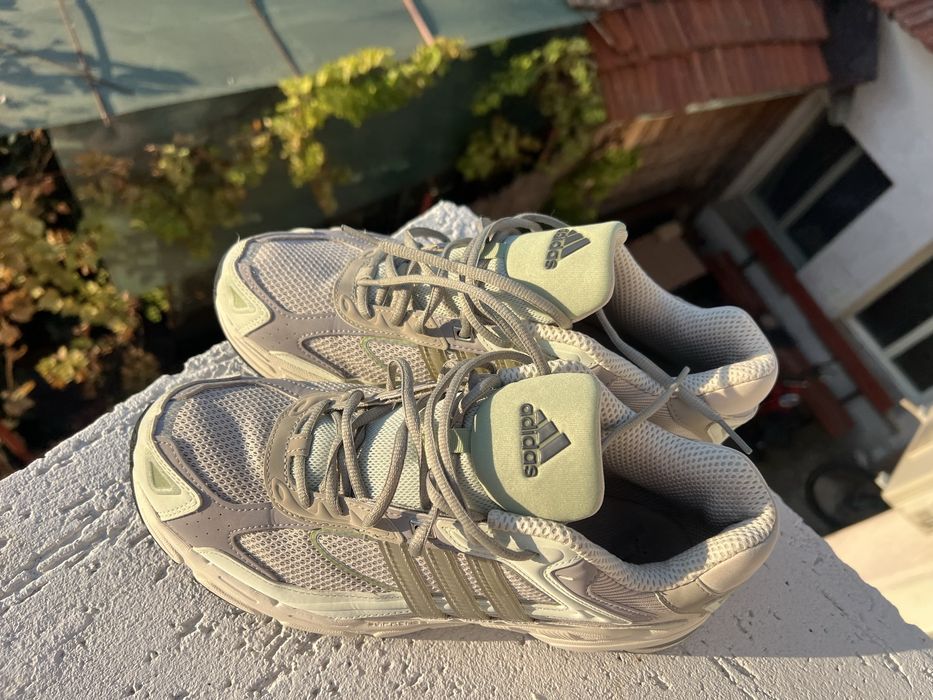 Adidas Responence 44 2/3