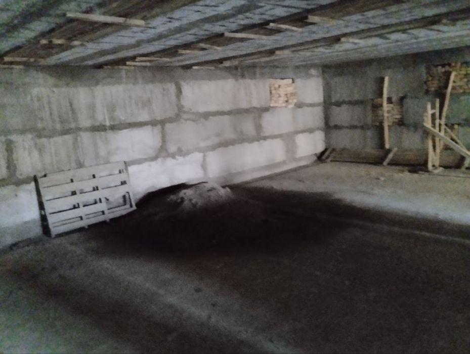 Курилиши тугалланмаган нотурар бино сотилади